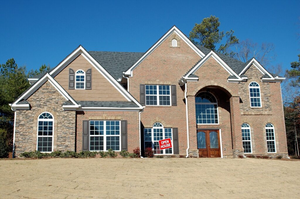 a photo of an all brick new construction single family home with lots of new features in Stonebrook, Lebanon, TN